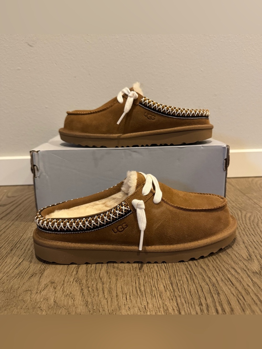 UGG Tasman Mule Chestnut